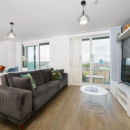 Stylish Fully-Equipped One Bedroom Apartment With Extra Sofa Bed, Free Secure Parking, Onsite Gym, 24Hr Security & Concierge London Luaran gambar