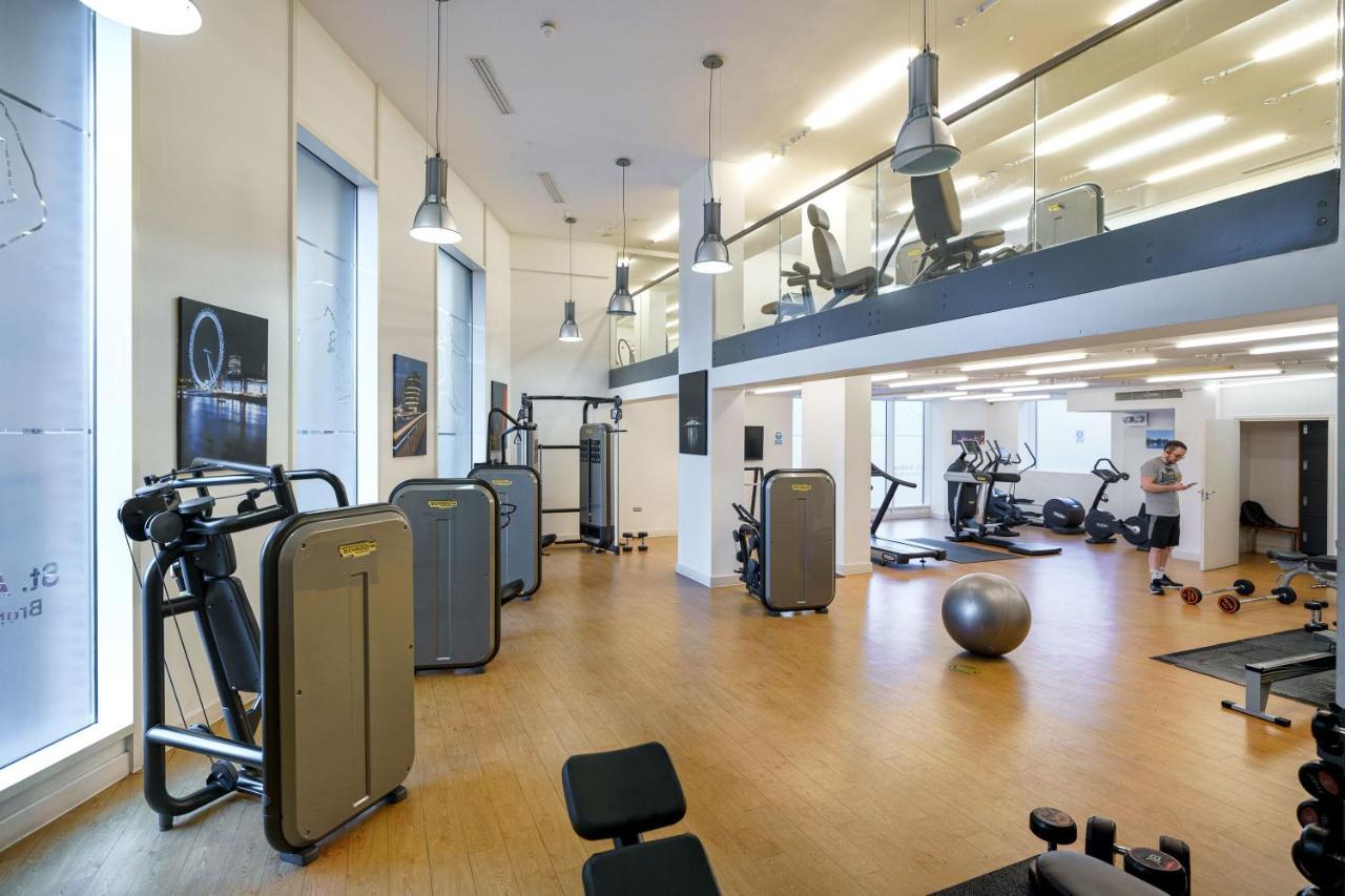 Stylish Fully-Equipped One Bedroom Apartment With Extra Sofa Bed, Free Secure Parking, Onsite Gym, 24Hr Security & Concierge London Luaran gambar
